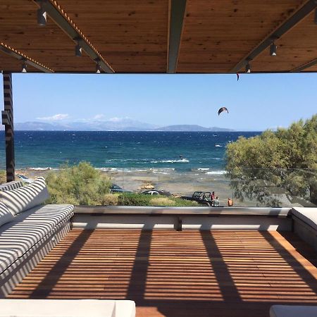 Windsurfing Seaside Apartment Artemida Exterior photo