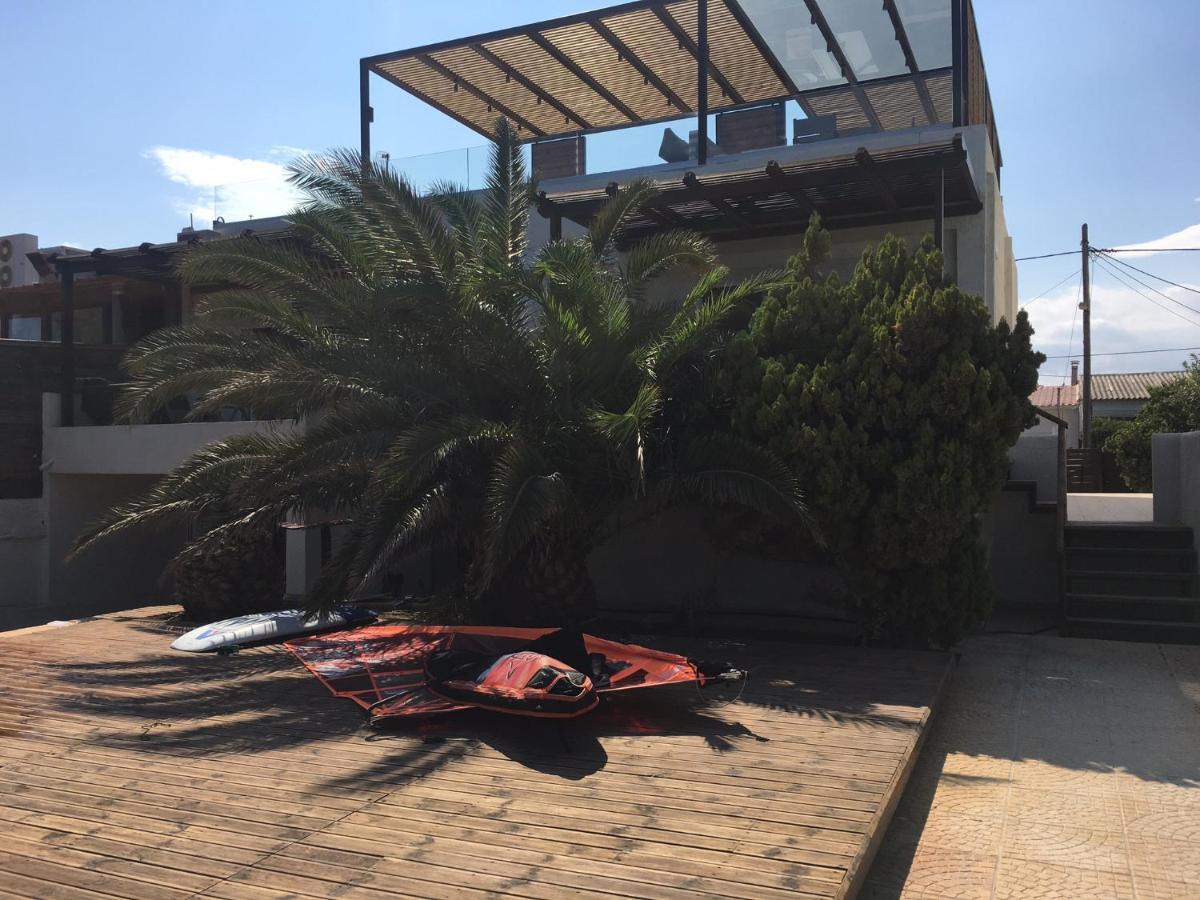 Windsurfing Seaside Apartment Artemida Exterior photo
